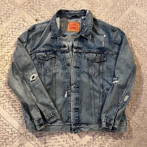 Distressed Levi’s Denim Jacket